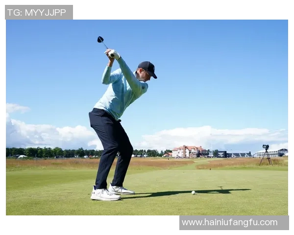 英国足球明星挥杆挑战高尔夫赛场展现运动魅力与风采 英国足球明星挥杆挑战高尔夫赛场展现运动魅力与风采